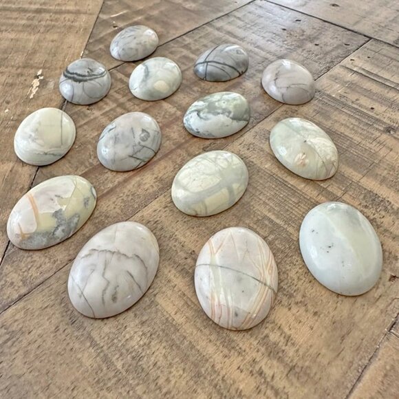 30x22mm Polychrome Jasper Cabochon - Picture 2 of 5